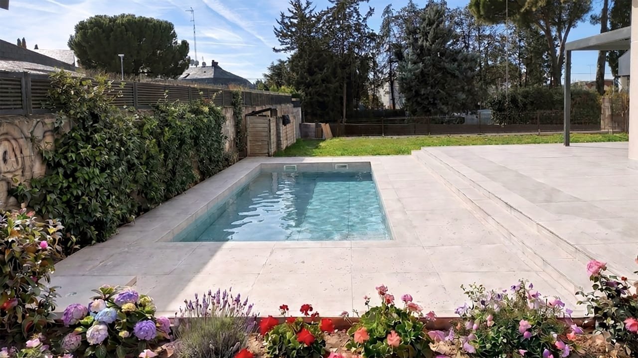 Vivienda con piscina en Las Rozas — imagen 2 de 6